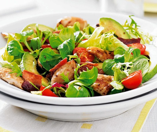 Smoked Chicken & Avocado Salad Recipe