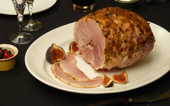 Easy Honey Mustard Glazed Ham Recipe 