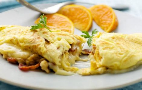 Smoked Bacon & Angiddy Omelette Recipe