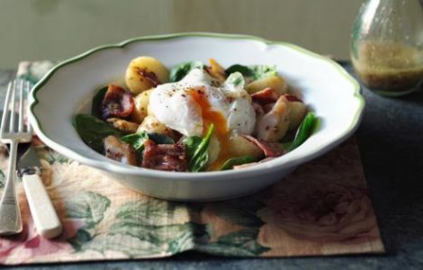 Smoked Mackerel, Spinach, Bacon and Potato Salad Recipe