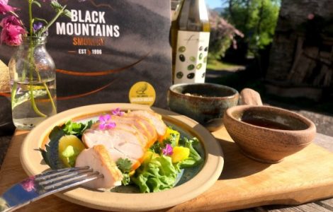 SIZZLING SUMMER SALAD DAYS