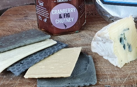Welsh Crackers & Chutney