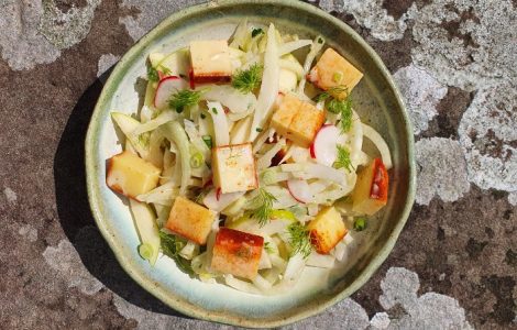 Smoked Cheddar, Fennel & Apple Salad Recipe
