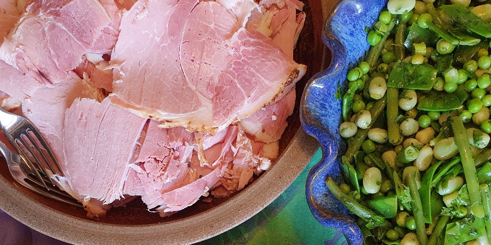 summer-honey-glazed-free-range-ham