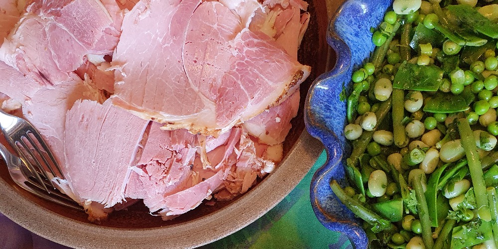 summer-honey-glazed-free-range-ham 