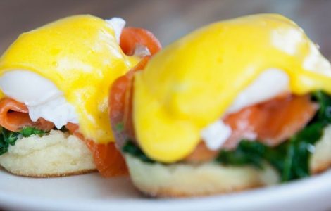 Eggs Royale with Spinach Recipe