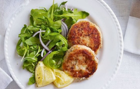 Healthy Recipe Ideas: Oak Roasted Salmon Fishcakes with a lemon wedge and salad.