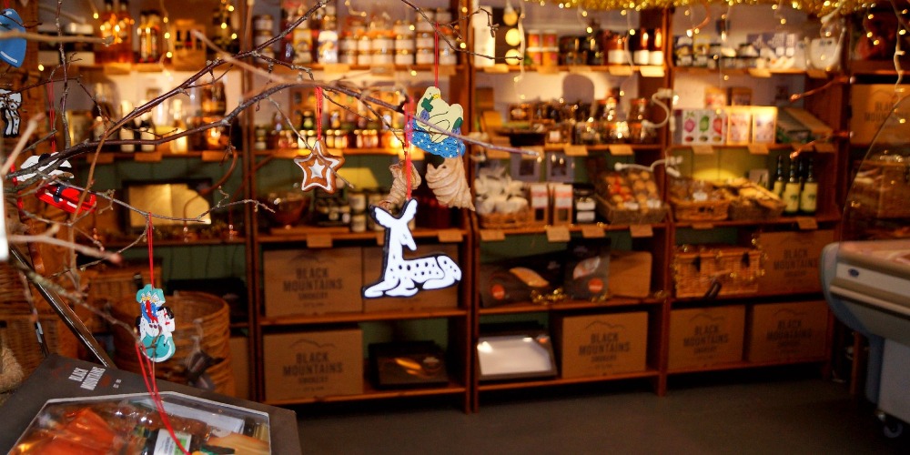 Christmas Shop