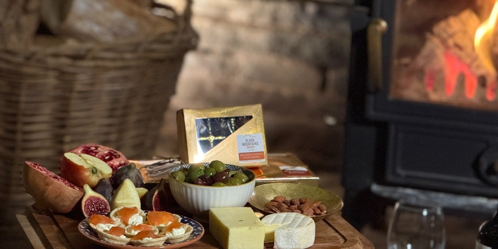 Fireside-Christmas-Nibbles