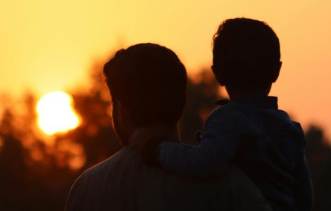 Father’s Day Gift Guide: The Perfect Food Hamper for Every Type of Dad